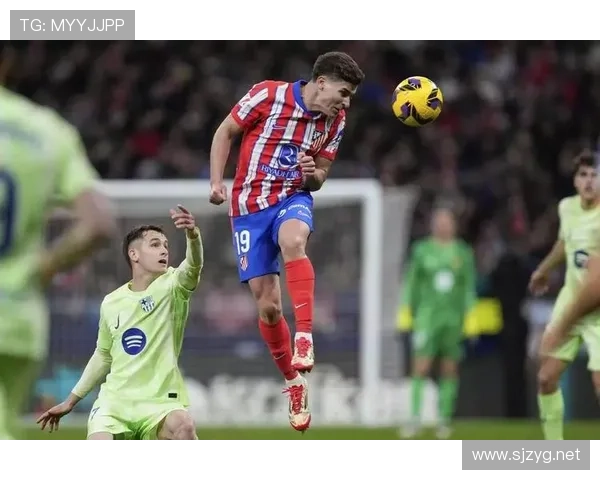 阿尔瓦雷斯控球能力持续提升，表现稳健值得关注